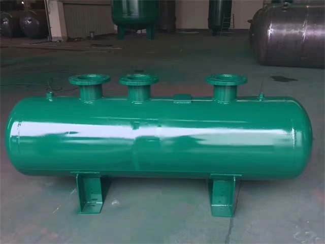 1679991473376569.jpeg 宁化宁化宁化蒸汽分气缸1.jpeg